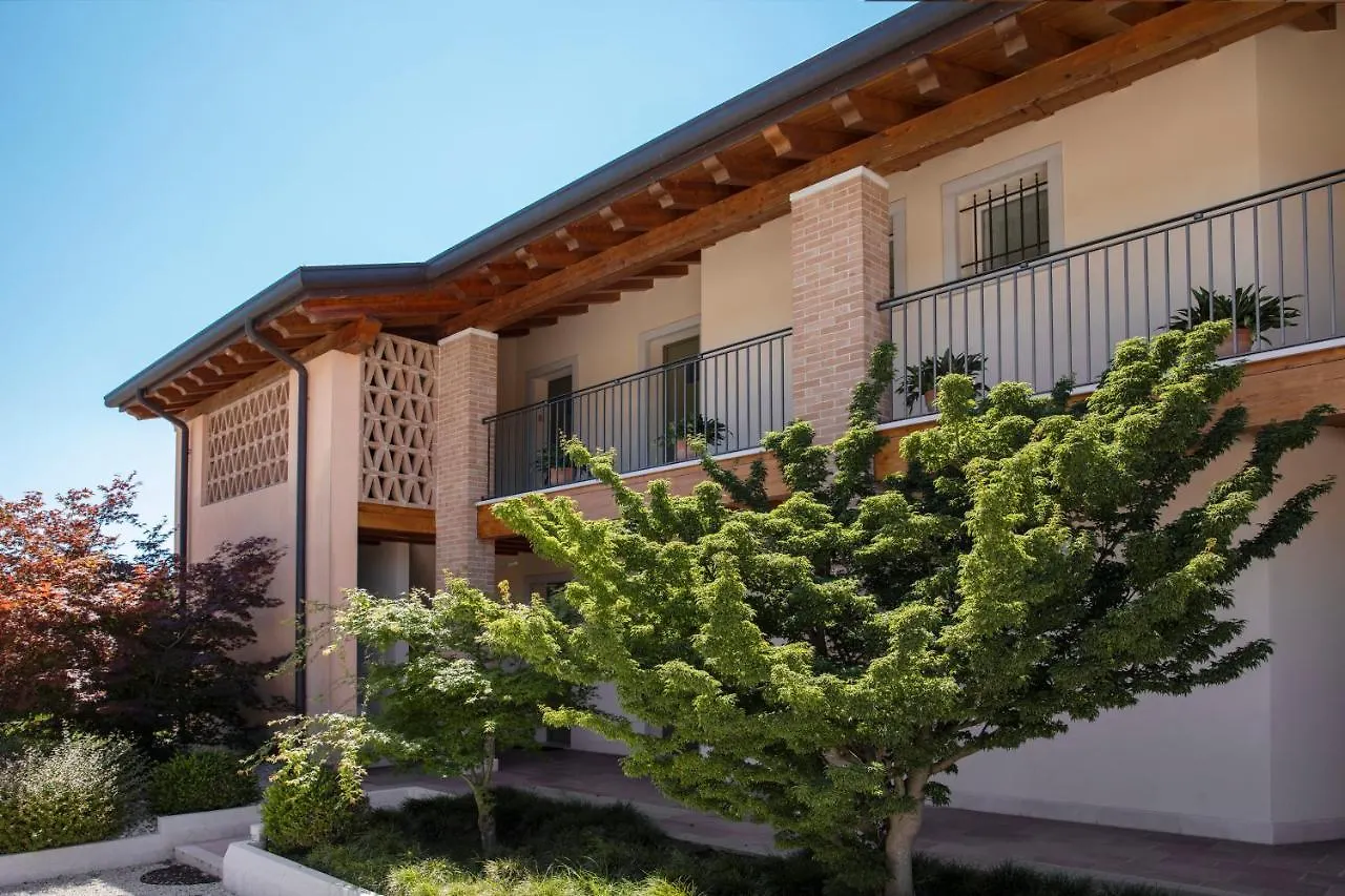 Residence Regina Dei Prati Mason Vicentino 0*,  Italy